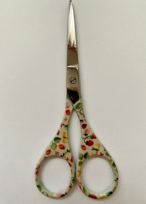 Strawberry Patch Scissors **NEW**