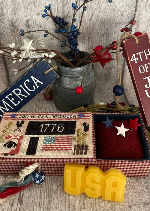 Mani di Donna | God Bless America Sewing Box